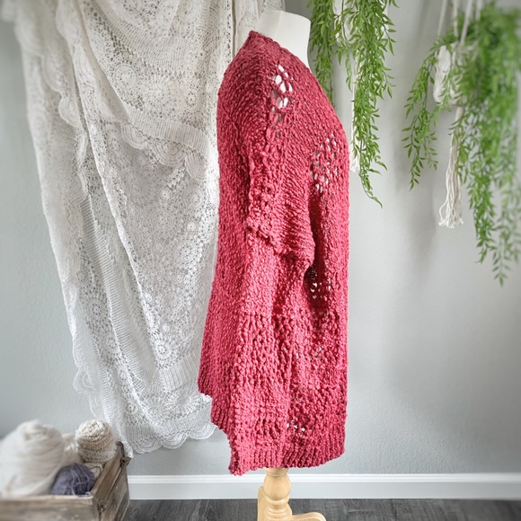 BAND OF GYPSIES | Maroon Wine Chunky Knit Cardigan - Picture 3 of 6